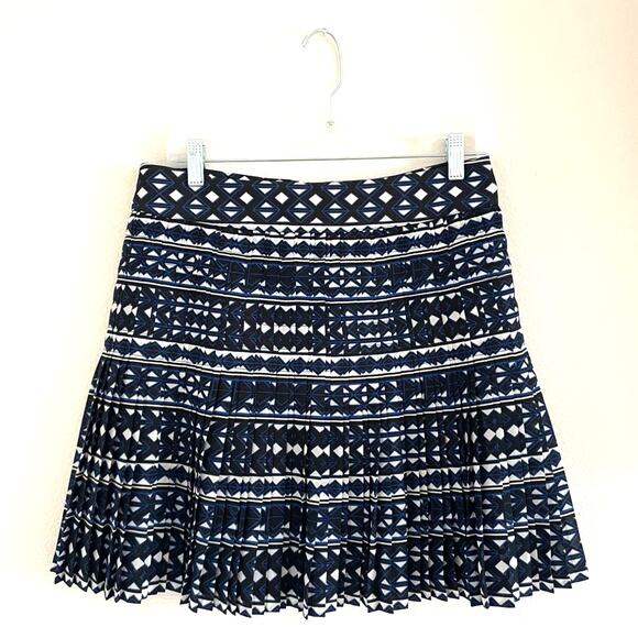 J.Crew Dresses & Skirts - J. Crew Pleated Mini Skirt Size 4/6 Geometric Print Blue Academia School Girl